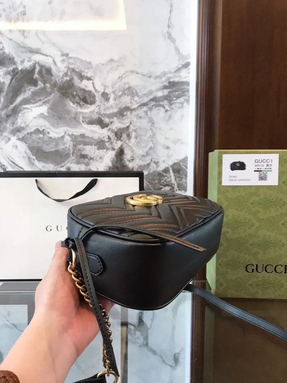 Gucci GG Marmont Small Matelassé Camera Bag